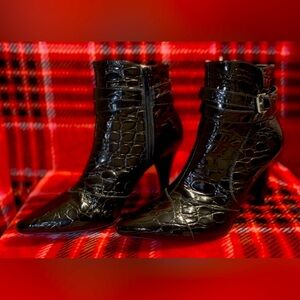 All black gator, imprinted boots